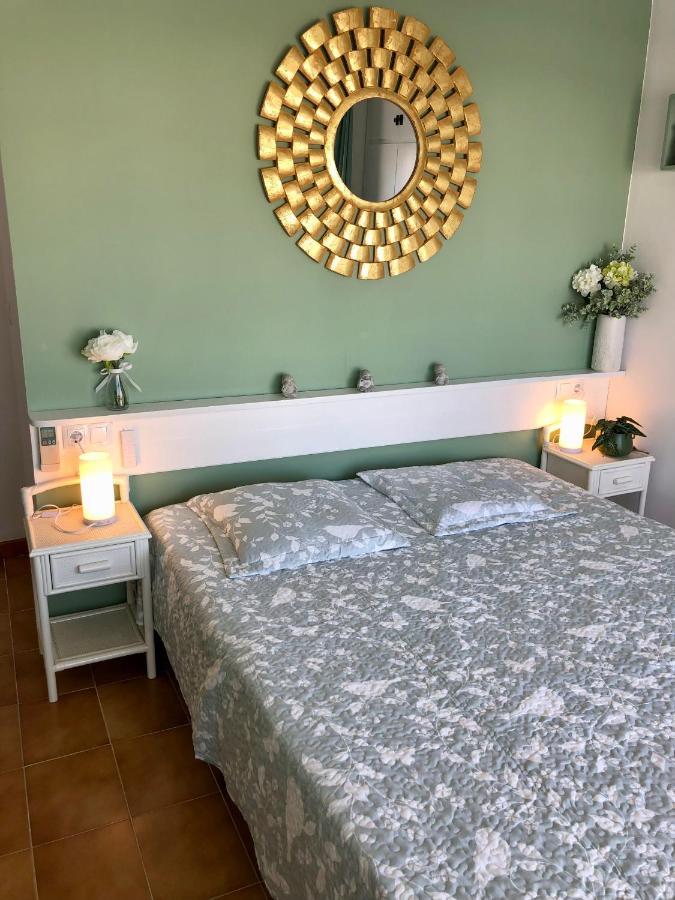 Appartement 80 M2,Port Rhodes D-2 Chambres, Terrasse Panoramique, Vue Sur Le Canal Principal D'Empuriabrava Esterno foto